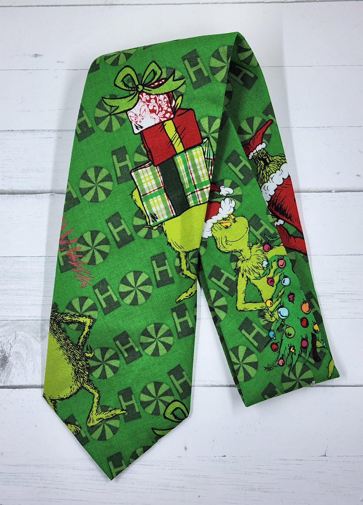 Grinch Christmas Neck tie