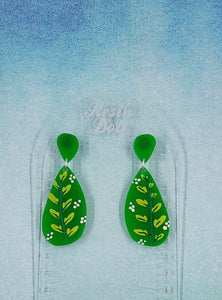 Maisie tear drop earrings