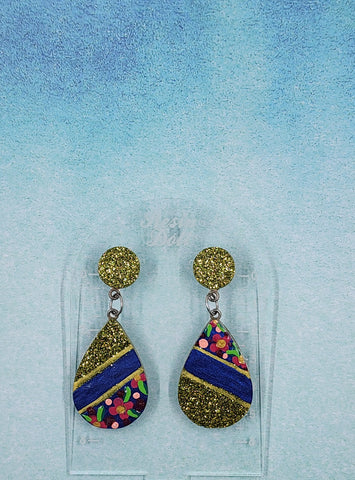 Vera tear drop earrings