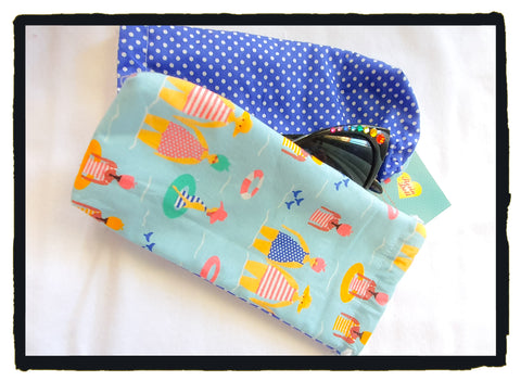 Beach babes glasses pouch